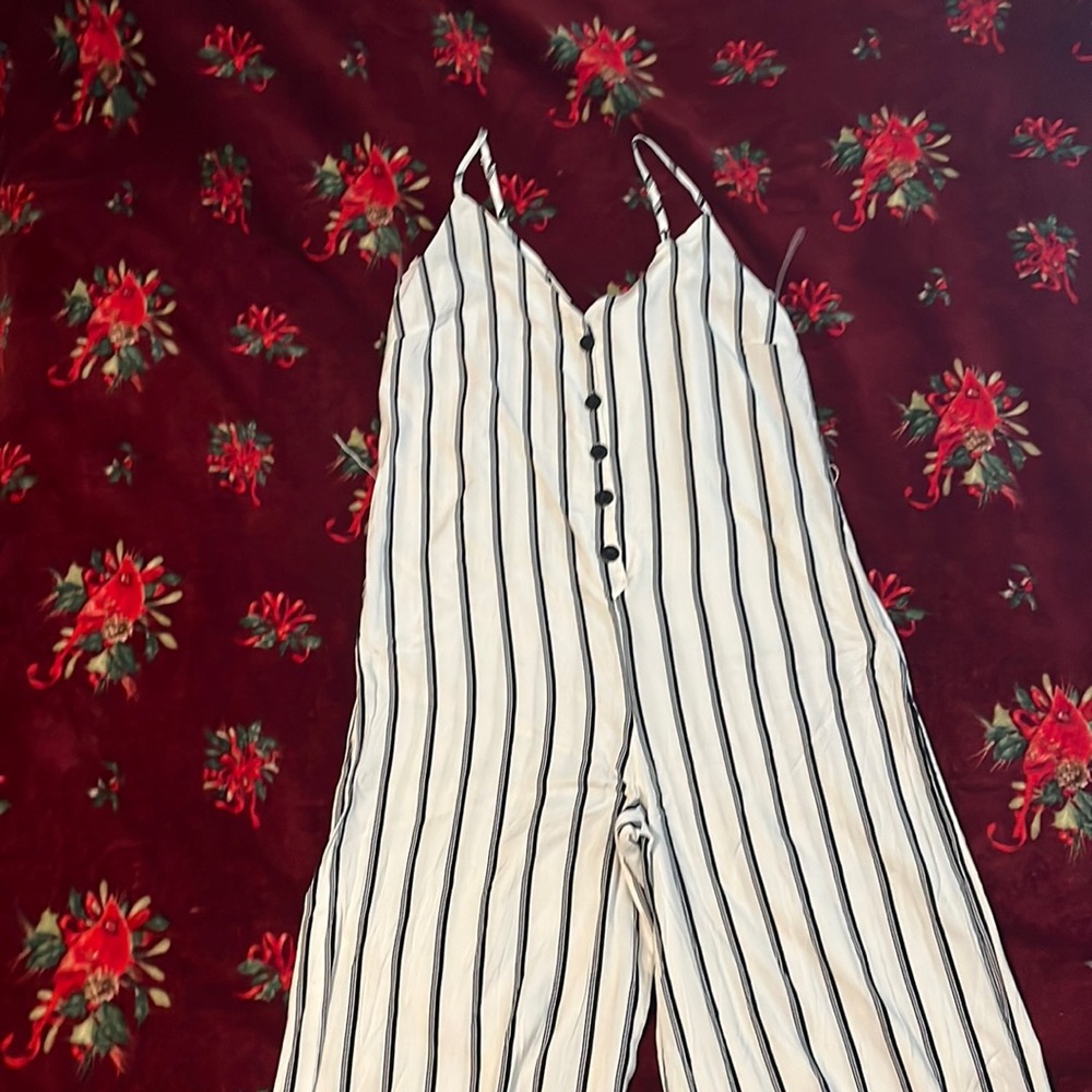 Onesie black and white stripe